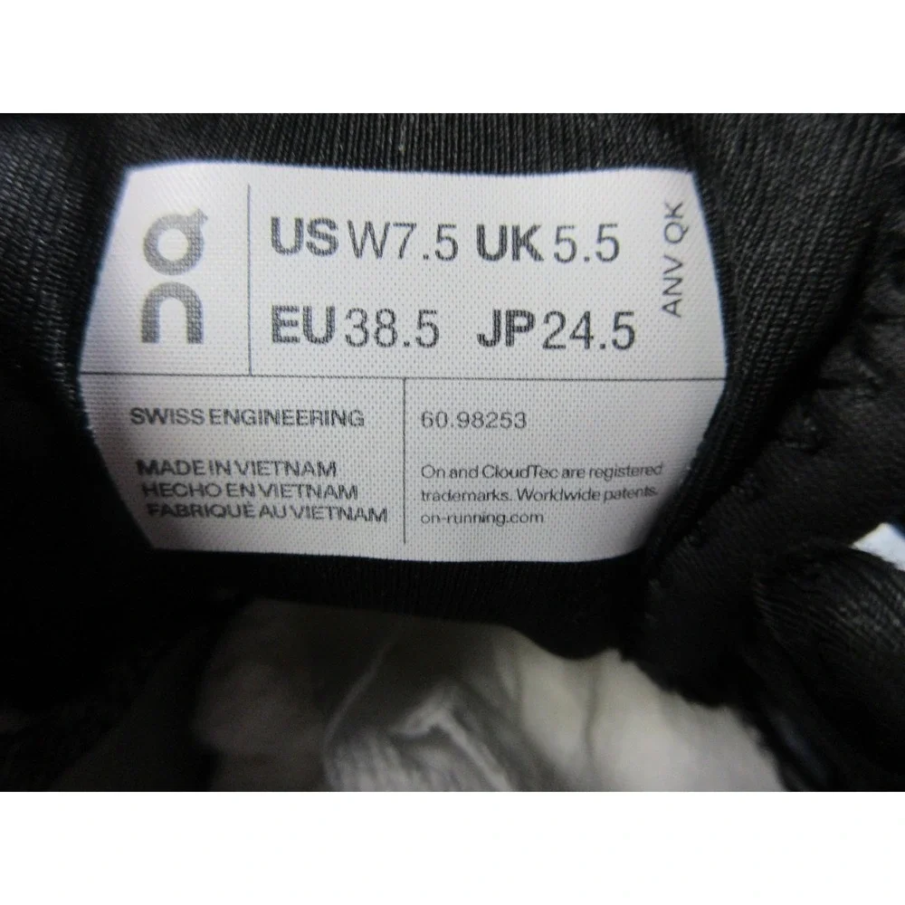 On Cloud X Shoes Womens Size 7.5 Gray White Athletic Running Sneakers CloudTec